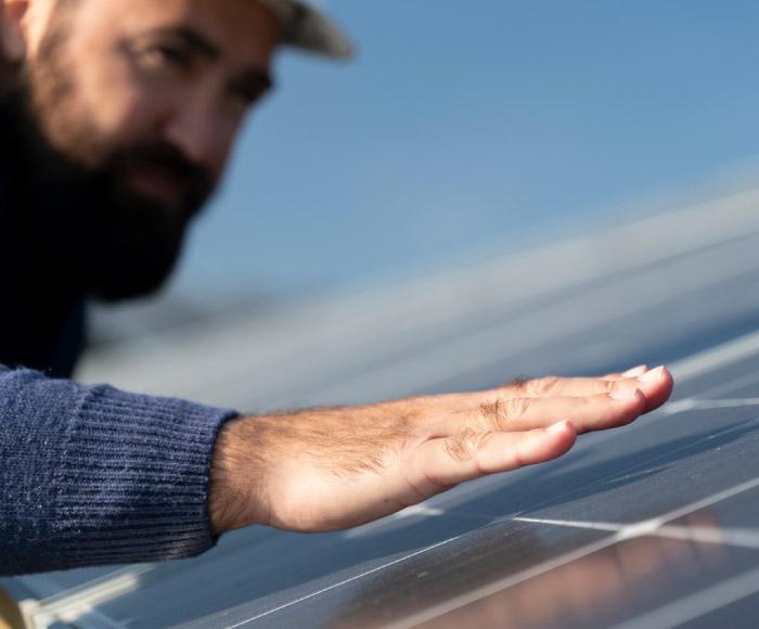 Disposition de production d'énergie solaire